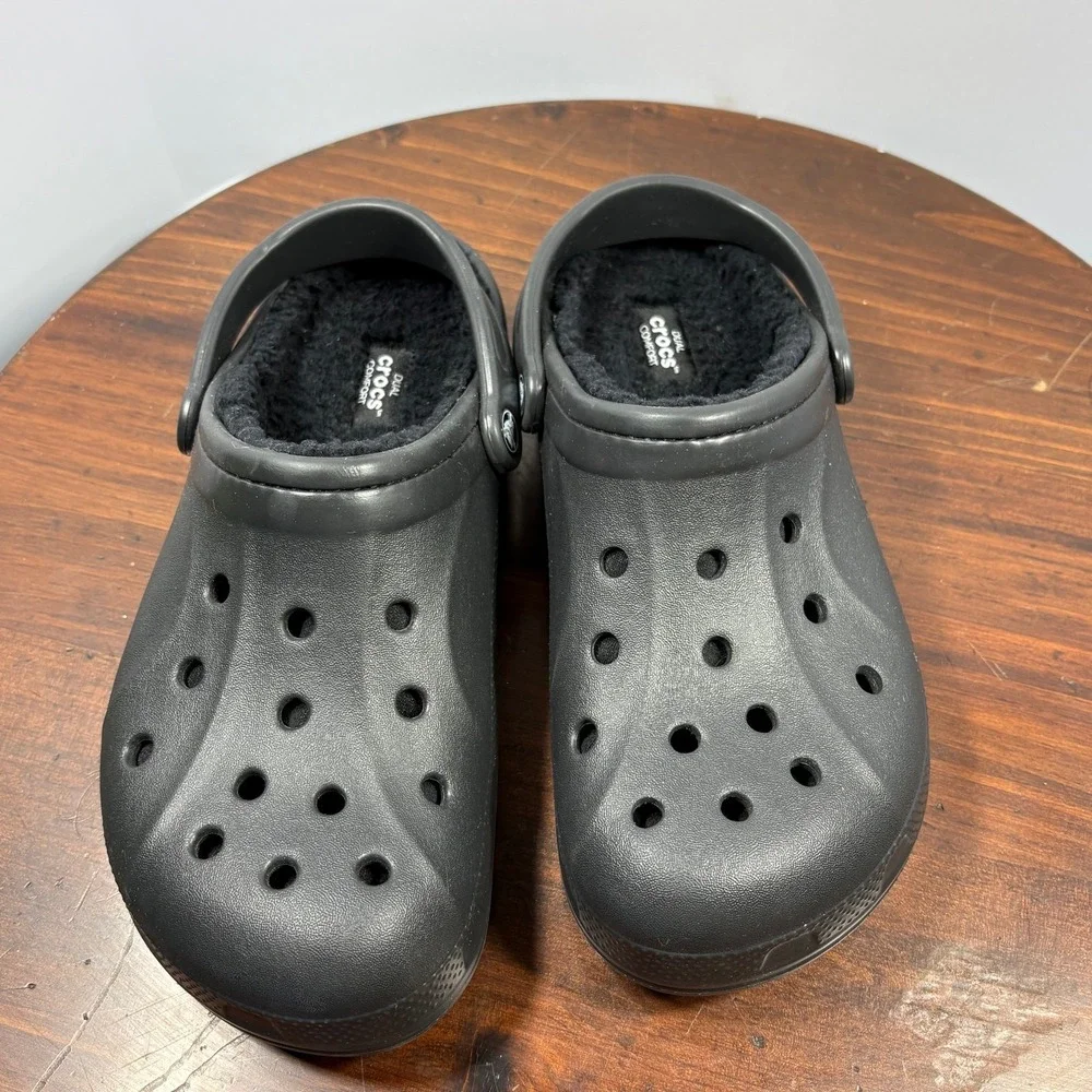 Crocs Classic Lined Clog Sandals M8 W10 Gray Fuzzy Liner Casual Dual Comfort‎